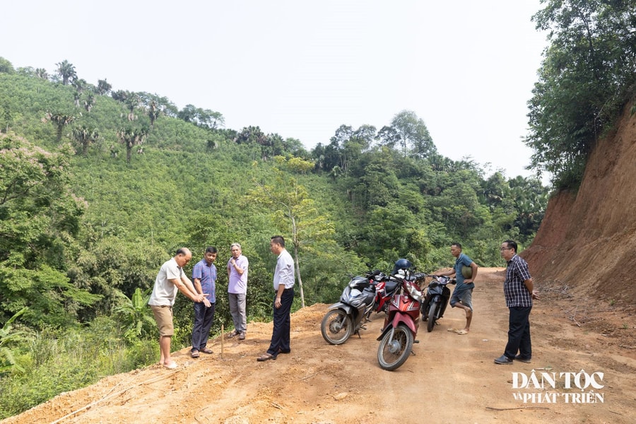 Thi công công trình thủy lợi làm vùi lấp mương Nà Ôm