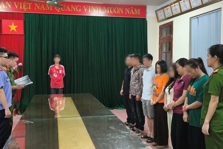 Khởi tố 7 nhân viên tham ô tại Khu di tích Tam Thanh