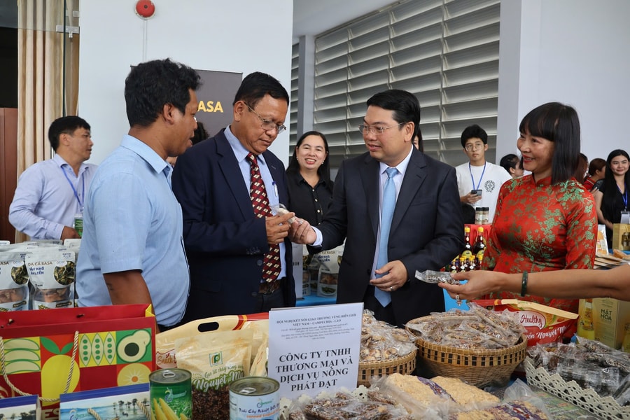 Thúc đẩy giao thương biên giới, mở rộng liên kết kinh tế khu vực