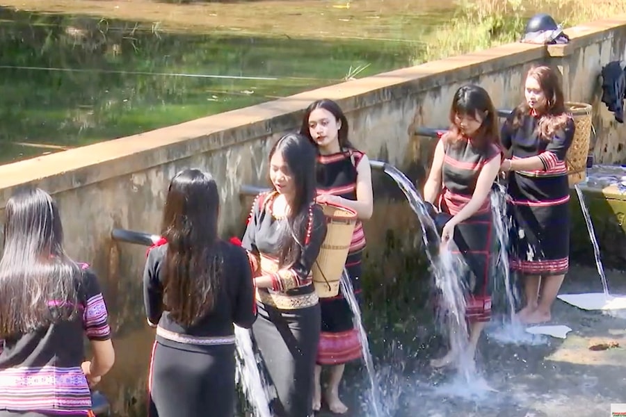 Thảo luận "nghị trường" đưa làng Mrông Yố thành điểm trải nghiệm hấp dẫn, đậm bản sắc văn hóa người Gia Rai
