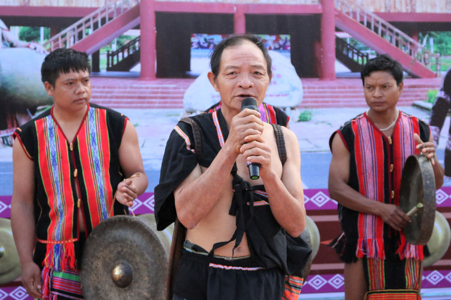 Giữ làn điệu dân ca giữa nhịp sống hiện đại