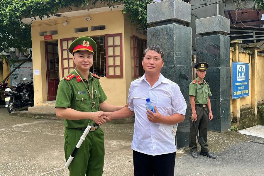 Bí thư Chi bộ 36 tuổi tham gia thi tốt nghiệp