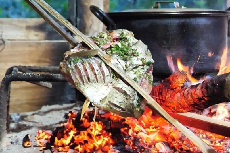 Ngất ngây với món Pa pỉnh tộp của người Thái ở vùng Tây Bắc