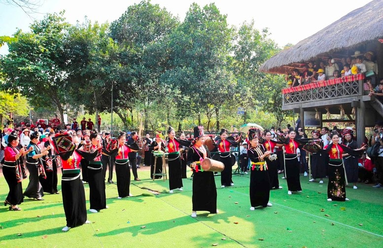 Tôn vinh các giá trị, di sản văn hóa truyền thống tốt đẹp của dân tộc
