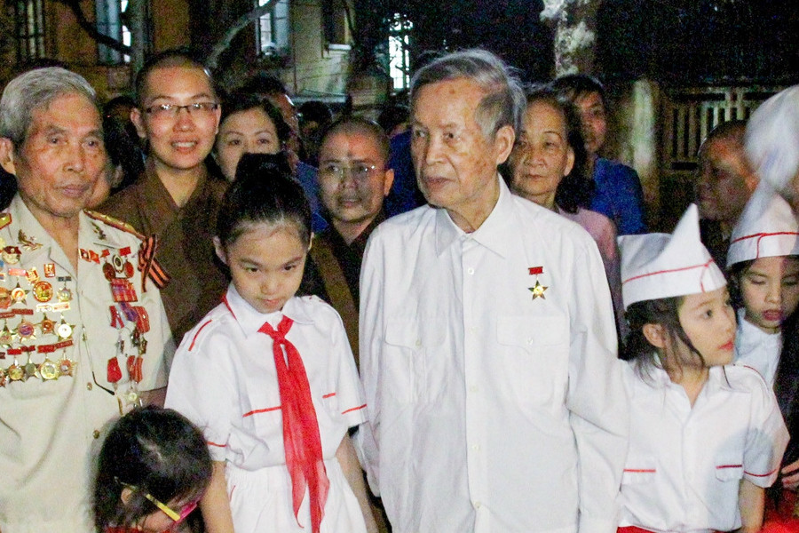 Thông tin về lễ tang Anh hùng La Văn Cầu