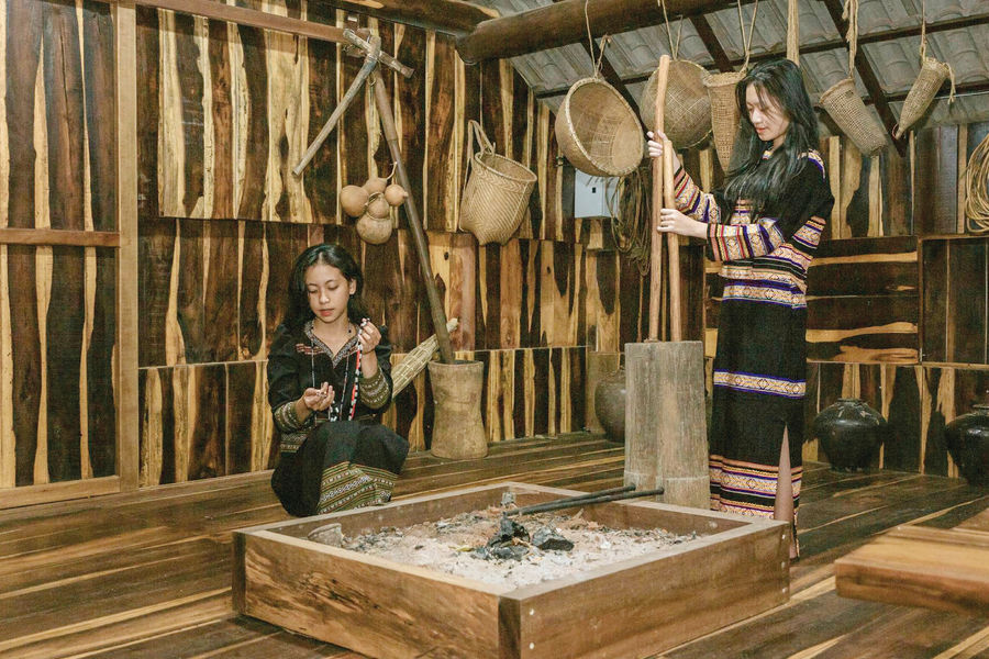 Chông chênh bếp lửa giữa nhà