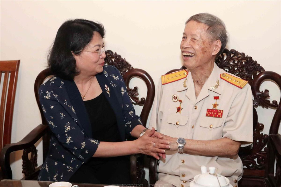 Chiến công, sự giản dị, khiêm nhường làm nên tên tuổi Anh hùng La Văn Cầu