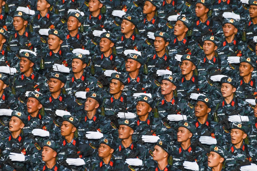 Lương công chức, viên chức, Quân đội, Công an áp dụng từ hôm nay