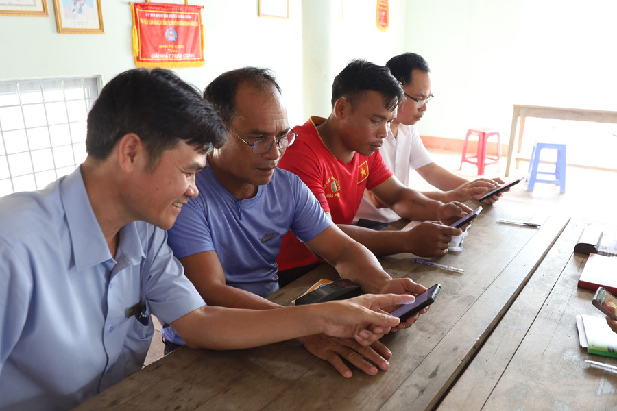 Trưởng buôn và người trẻ trở thành "chiến sĩ" chống tin giả, luận điệu xuyên tạc