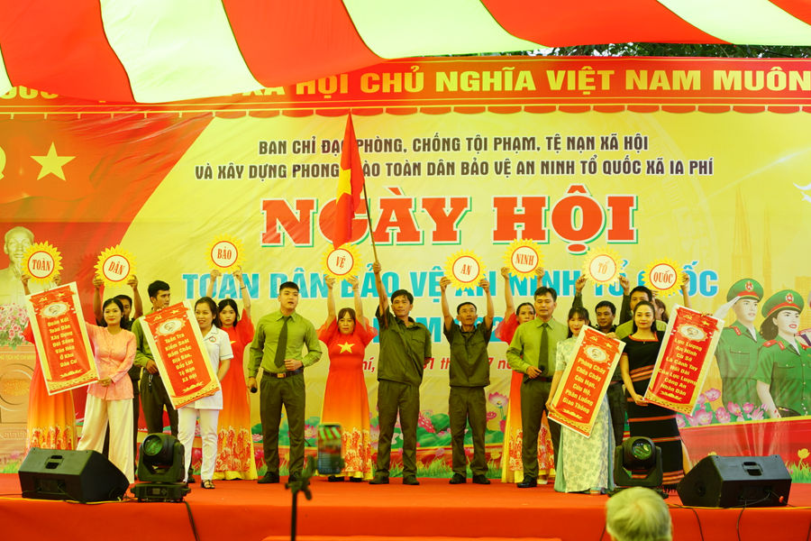 Phát huy hiệu quả các mô hình giữ bình yên buôn làng ở Ia Phí