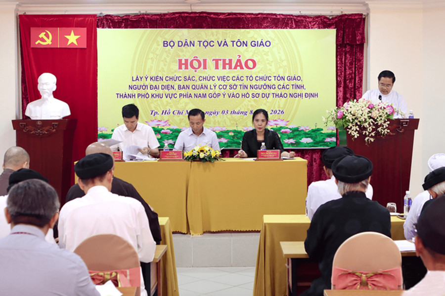 Nhiều kiến nghị hoàn thiện quy định về hoạt động tôn giáo trên không gian mạng