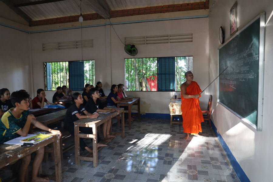 Mùa Hè ở chùa Khmer: Học chữ, giữ tiếng nói dân tộc