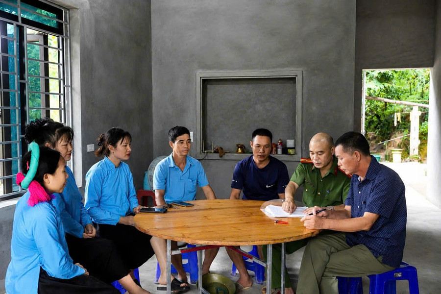 Chiếc bẫy đổi đời mang tên ‘việc nhẹ, lương cao’ ở vùng biên