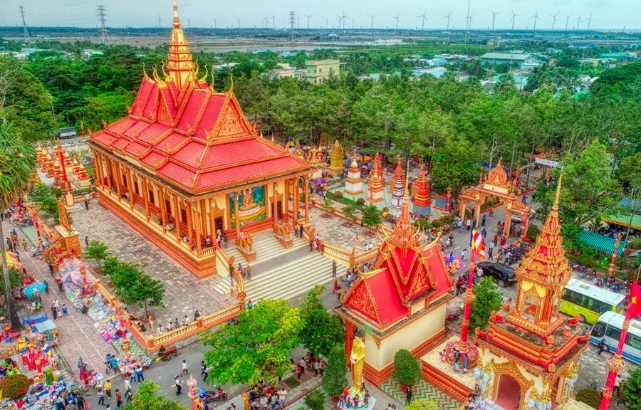 Cà Mau: Hơn 25.300 lượt khách đến các khu, điểm du lịch tâm linh dịp Quốc khánh